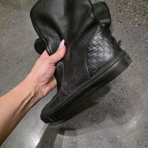 Gucci Black Leather High-Top Sneakers